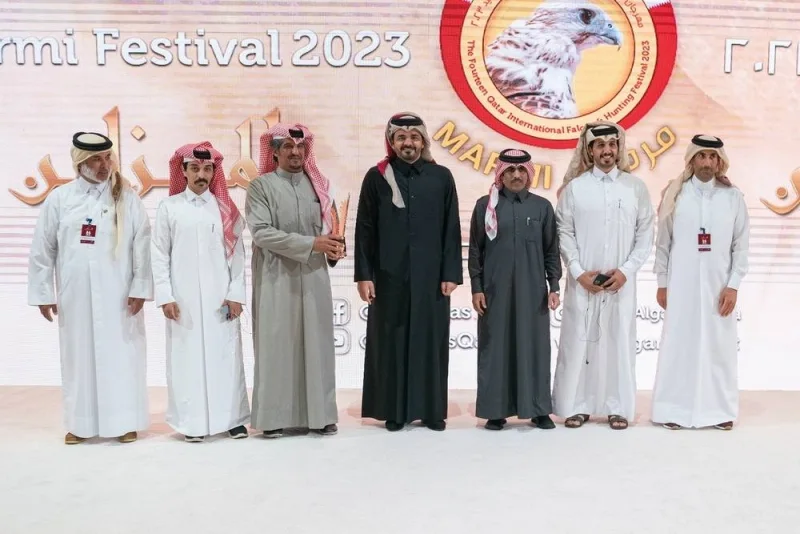 Sheikh Joaan crowns the winners of the Al Mazayen championship at the end of the Marmi 2023.