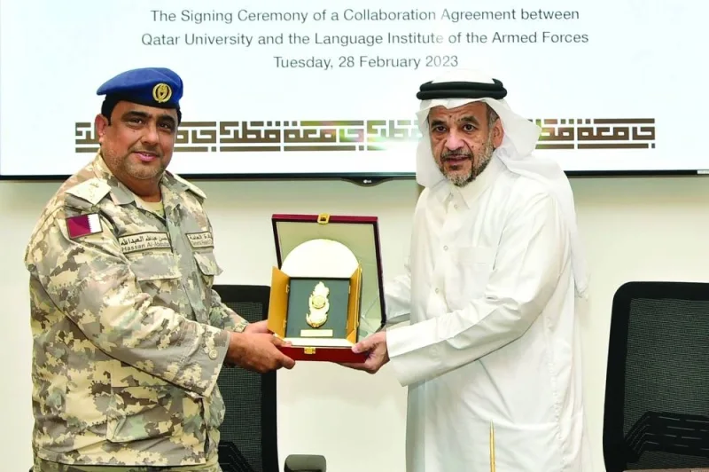 MoU was signed by Director of the Languages Institute Brigadier General (Pilot) Hassan bin Abdullah Ahmed al-Abdullah and QU&#039;s Vice-President for Academic Affairs Dr Omar al-Ansari.