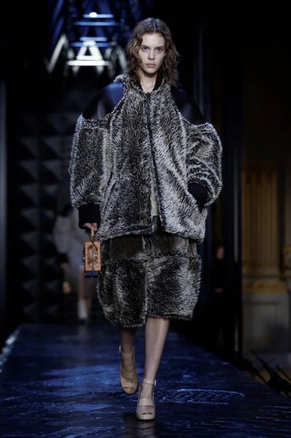 Zendaya commands attention for Louis Vuitton's Paris Fashion Week shpw