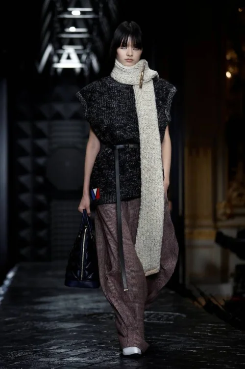 Louis Vuitton Fall 2023 Ready-to-Wear Collection in 2023