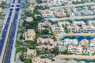 Residential villas on the waterside of the Palm Jumeirah in Dubai. Demand for Dubai property is booming as the government’s handling of the pandemic and its liberal visa policies attract more foreign buyers.