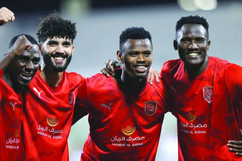 Leaders Al Duhail fought back from a goal down to beat Al Sailiya 3-1 in the QNB Stars League after a spectacular second half display. The Red Knights were a goal down after Carlos Strandberg converted a penalty in the 28th minute to give bottom-side Sailiya a shock lead at the Hamad Bin Khalifa Stadium.
But Duhail, fresh from winning the Ooredoo Cup title last week, bounced back with a clinical display after the break. Ferjani Sassi brought Duhail back in the back game with a 57th-minute strike, before prolific Kenyan striker Michael Olunga put them ahead in 72nd minute. Captain Almoez Ali added a third in the stoppage time as Duhail extended their lead at the top to five points over second-placed Al Arabi, who face Umm Salal on Monday.