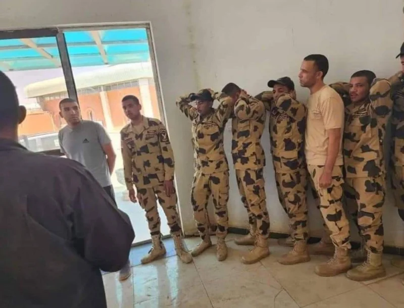  An image grab from a video being shared on social media that purportedly shows  Egyptian troops who had "surrendered" to Sudan&#039;s paramilitary Rapid Support Forces.