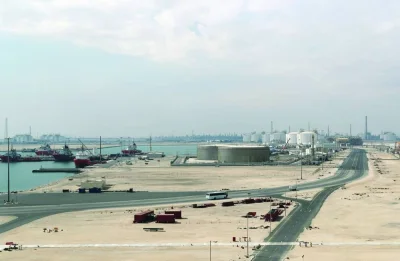 The Ras Laffan Industrial City, Qatar&#039;s principal site for the production of liquefied natural gas and gas-to-liquids (file). On a monthly basis, the index tanked 4.4% on account of a 4.4% contraction in the extraction of crude petroleum and natural gas and 1.7% in other mining and quarrying sectors in the review period.

