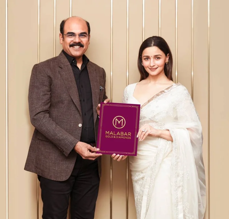 Alia Bhatt with Asher O, Managing Director - India of Malabar Gold & Diamonds