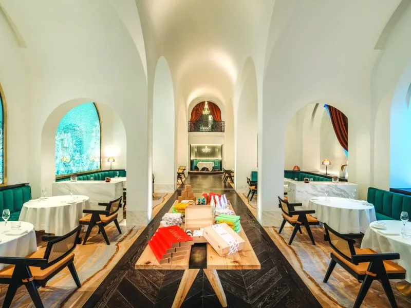 Alba by Enrico Crippa brings the acclaimed chef’s brilliant contemporary revisitation of classic Italian cuisine to an enchanting venue in the heart of Raffles Doha.