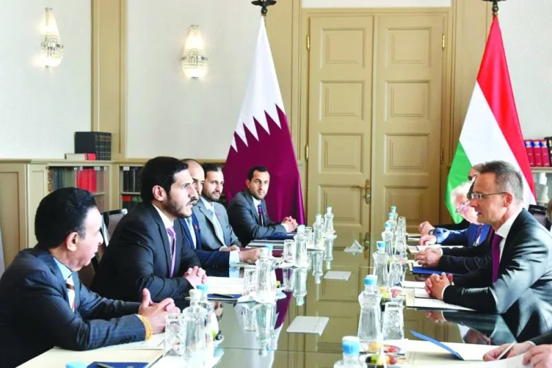 HE Sheikh Mohamed bin Hamad bin Qassim al-Abdullah al-Thani, Minister of Commerce and Industry, and Peter Szijjarto, Minister of Foreign Affairs and Trade of Hungary, along with other senior officials, at the third session of the Qatari-Hungarian Joint Economic Committee in Budapest.