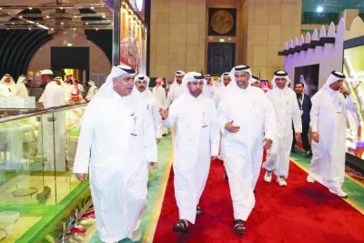 HE  the Minister of Environment and Climate Affairs Sheikh Dr Falah bin Nasser bin Ahmed bin Ali al-Thani and other dignitaries at the Katara International Falcon and Hunting Exhibition &#039;S’hail&#039;.