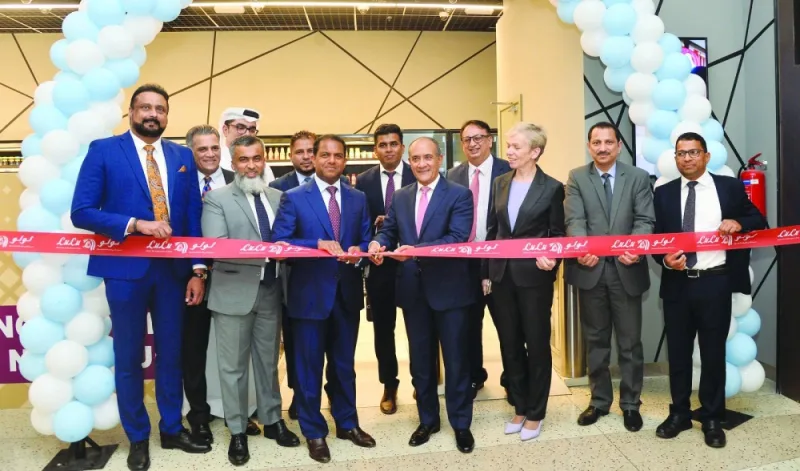 Commercial Bank Group CEO Joseph Abraham, LuLu Group International Director Dr Mohamed Althaf with senior executives inaugurating Qatar’s first and the region’s second cashier less check-out free store:  LuLu Express at Hamad International Airport Metro Station.