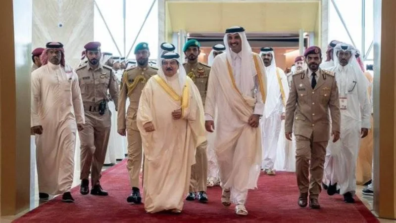 His Highness the Amir Sheikh Tamim bin Hamad Al-Thani receives King Hamad bin Isa Al Khalifa of the Kingdom of Bahrain.