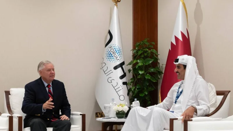 His Highness the Amir Sheikh Tamim bin Hamad Al-Thani meets with US Senator Lindsey Graham.