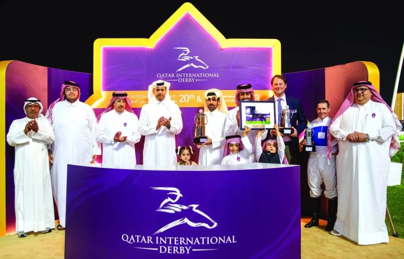 Vice-Chairman of Qatar Racing and Equestrian Club and chairman of the Asian Equestrian Federation Hamad bin Abdulrahman 
al-Attiya presented the trophies to connections of Chealamy, which won the Qatar Oaks for Thoroughbreds on Wednesday.