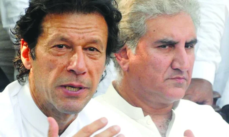 
Former prime minister Imran Khan, left, with the-then foreign minister Shah Mehmood Qureshi. 