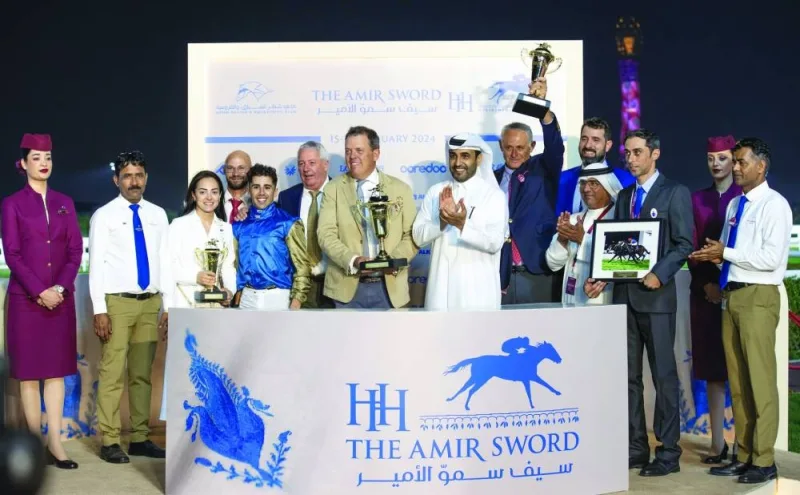 Qatar Racing and Equestrian Club (QREC), Issa bin Mohamed al-Mohannadi presented the trophies to connections of Balzac, which won the Al Rayyan Breeders Cup 2000m feature for Local Thoroughbreds on Friday.