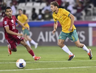 
Qatar and Australia players are vying for the ball during the U-23 AFC Asian Cup Group A match at the Jassim Bin Hamad Stadium yesterday. PICTURE: Noushad Thekkayil 