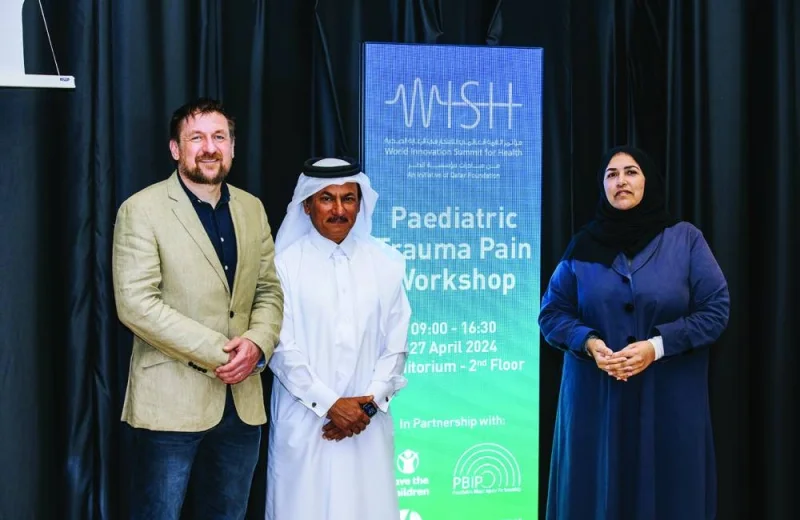 Dr Paul Reavley, Dr Abdullatif AlKhal, and Sultana Afdhal.