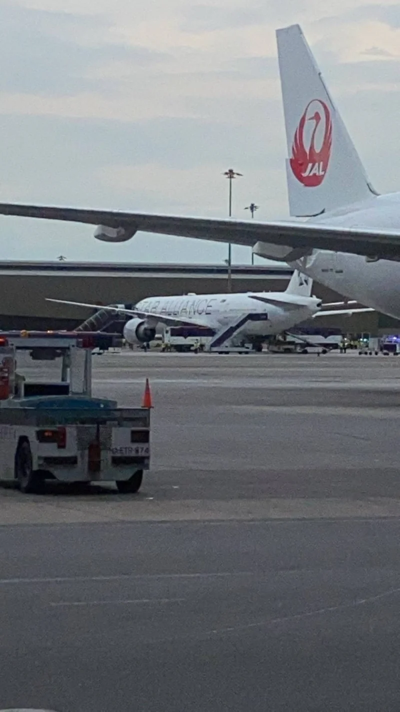 A Singapore airline aircraft is seen on tarmac after requesting an emergency landing at Bangkok&#039;s Suvarnabhumi International Airport, Thailand, Tuesday. Pongsak Suksi/Handout via REUTERS