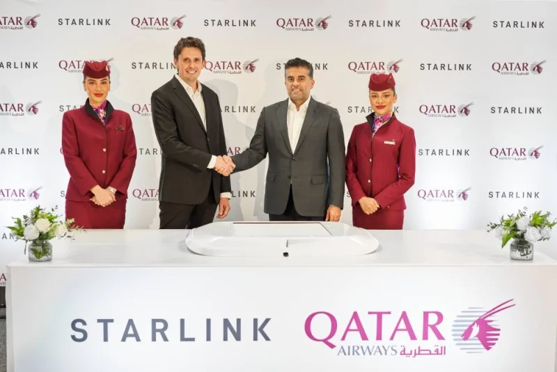 Mike Nicolls and Engr Badr Mohammed al-Meer announce the introduction of Starlink&#039;s innovative high-speed, low-latency Wi-Fi on three of its Boeing 777-300 aircraft at the Aircraft Interior Expo in Germany.