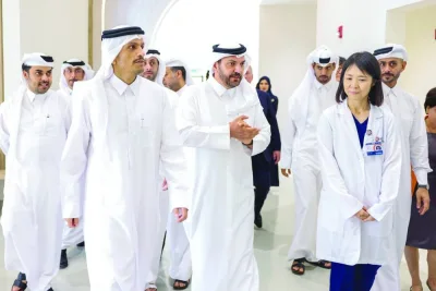 HE the Prime Minister and Minister of Foreign Affairs Sheikh Mohamed bin Abdulrahman bin Jassim al-Thani touring the facilities at the Korean Medical Centre.