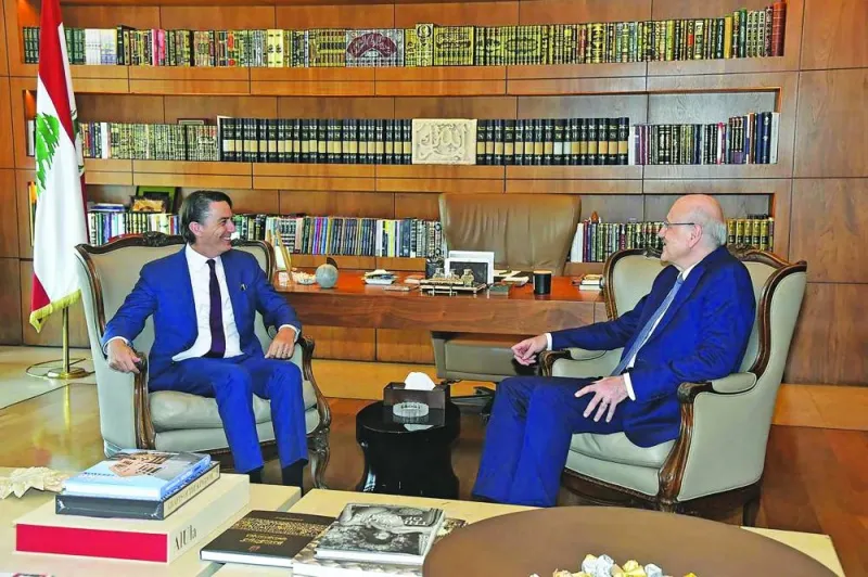 Lebanon&#039;s caretaker Prime Minister Najib Mikati meting with US special envoy Amos Hochstein (L) in Beirut Tuesday.