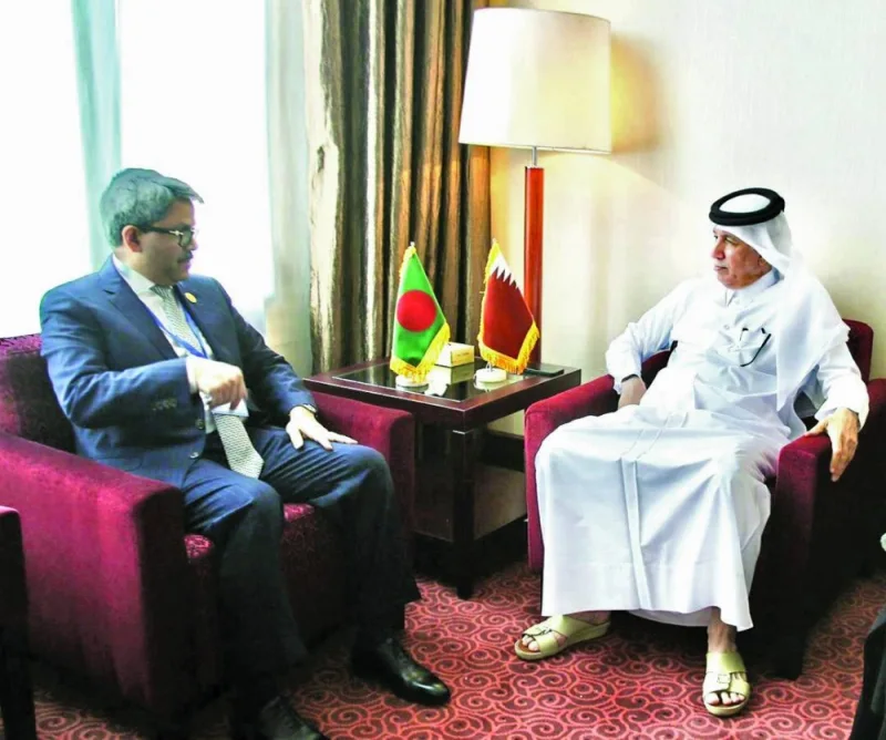 HE the Minister of State for Foreign Affairs Sultan bin Saad al-Muraikhi meets Bangladeshi Minister of State for Foreign Affairs Mohamed Shahriar Alam.