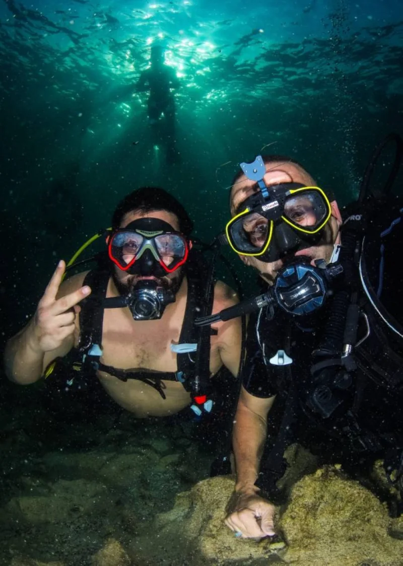 Khaled Zaki, along with another diver, exploring Qatar&#039;s underwater world.