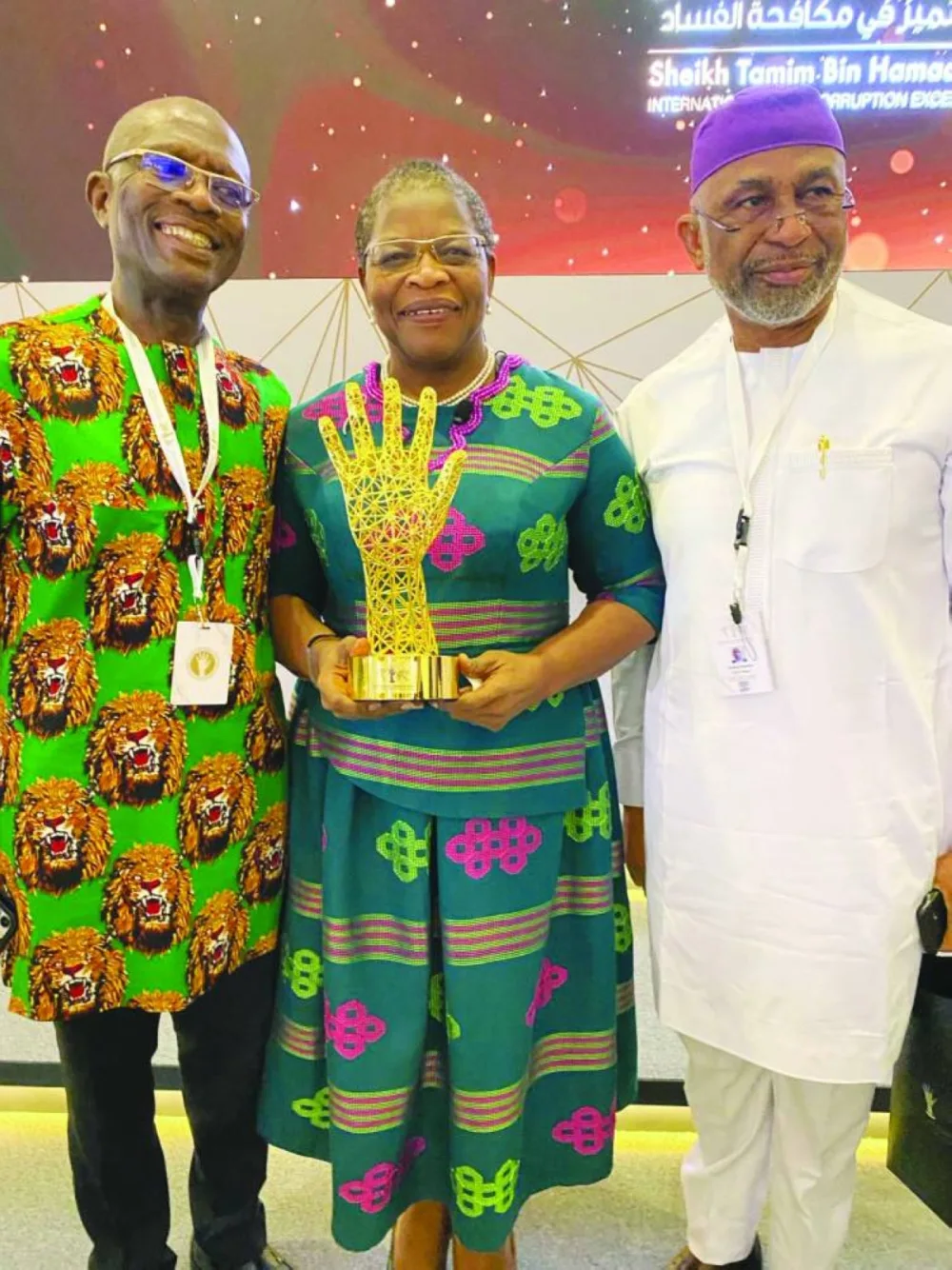 Oby Ezekwesili (centre).