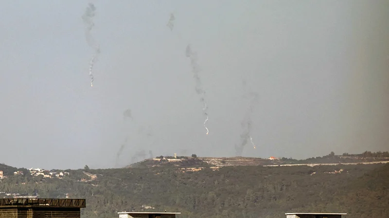 المواجهات تحتدم على جبهة لبنان وخسائر "حزب الله" في ارتفاع