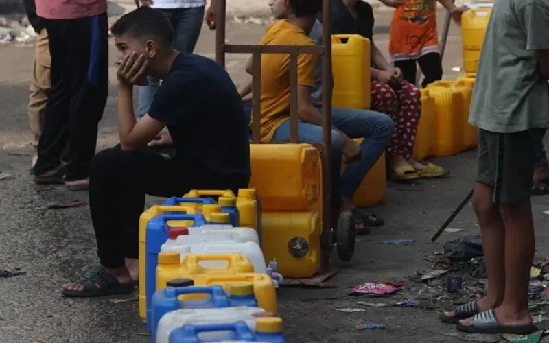 "وصلنا لمرحة الصفر".. تحذير من "أزمة العطش" في غزة