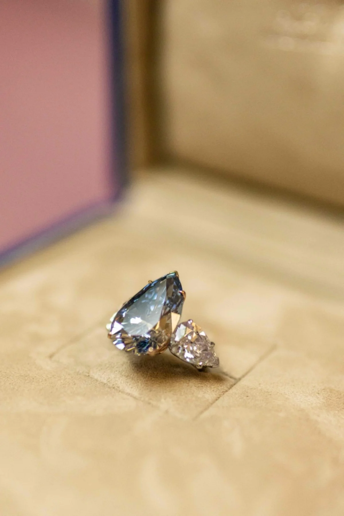 Bleu Royal diamond set to dazzle in Geneva jewels sale