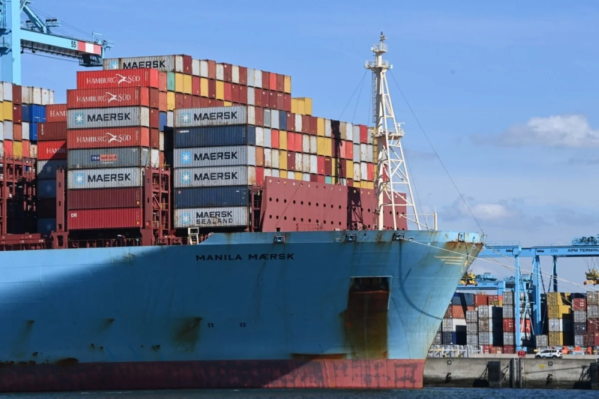 The container ship Maersk Line Manila is pictured at the ECT Delta terminal in Rotterdam&#039;s Harbour, in Rotterdam on August 1, 2022. -- AFP