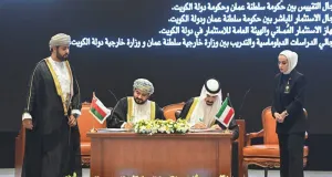 سلطنة عمان والكويت توقعان مذكرات تفاهم فـي الاستثمار وأنشطة التقييس والدراسات الدبلوماسية والتدريب