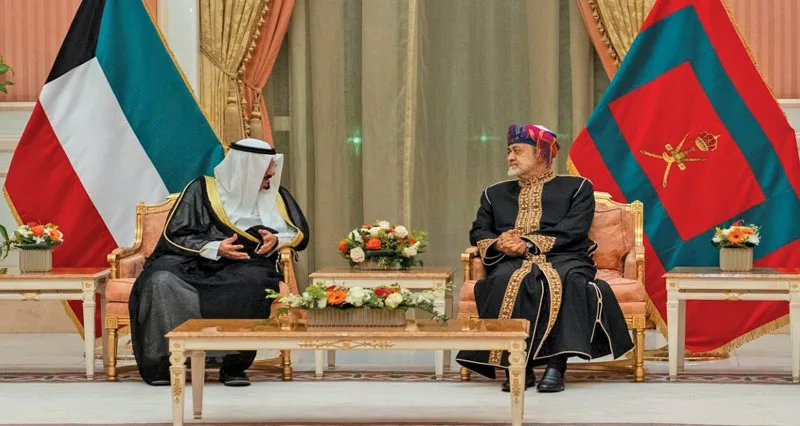 جلالة السلطان يستقبل رئيس الوزراء الكويتي
