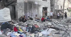 عشرات الشهداء فـي سلسلة غارات وقصف مدفعي إسرائيلي على غزة