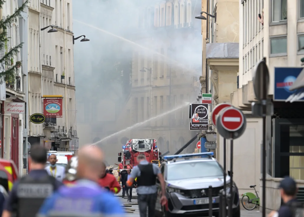 هلع يعم العاصمة الفرنسية باريس بعد الانفجار