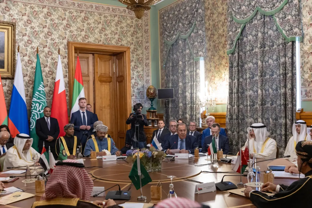 جرى خلال الاجتماع استعراض العلاقات الخليجية الروسية وسبل تعزيزها