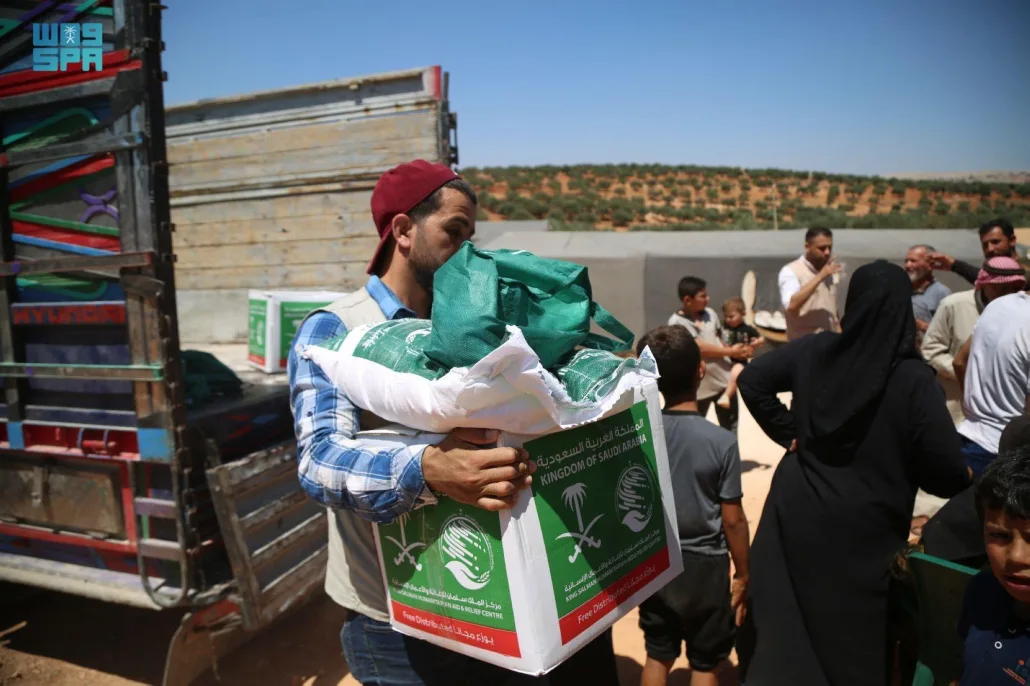 واصل المركز توزيع المساعدات الإغاثية لمتضرري الزلزال في محافظة إدلب