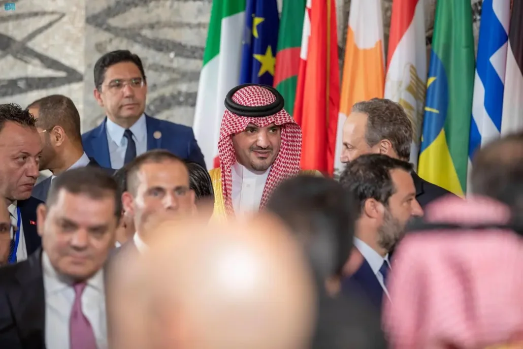 وزير "الداخلية" يرأس الوفد المشارك بمؤتمر "التنمية والهجرة"