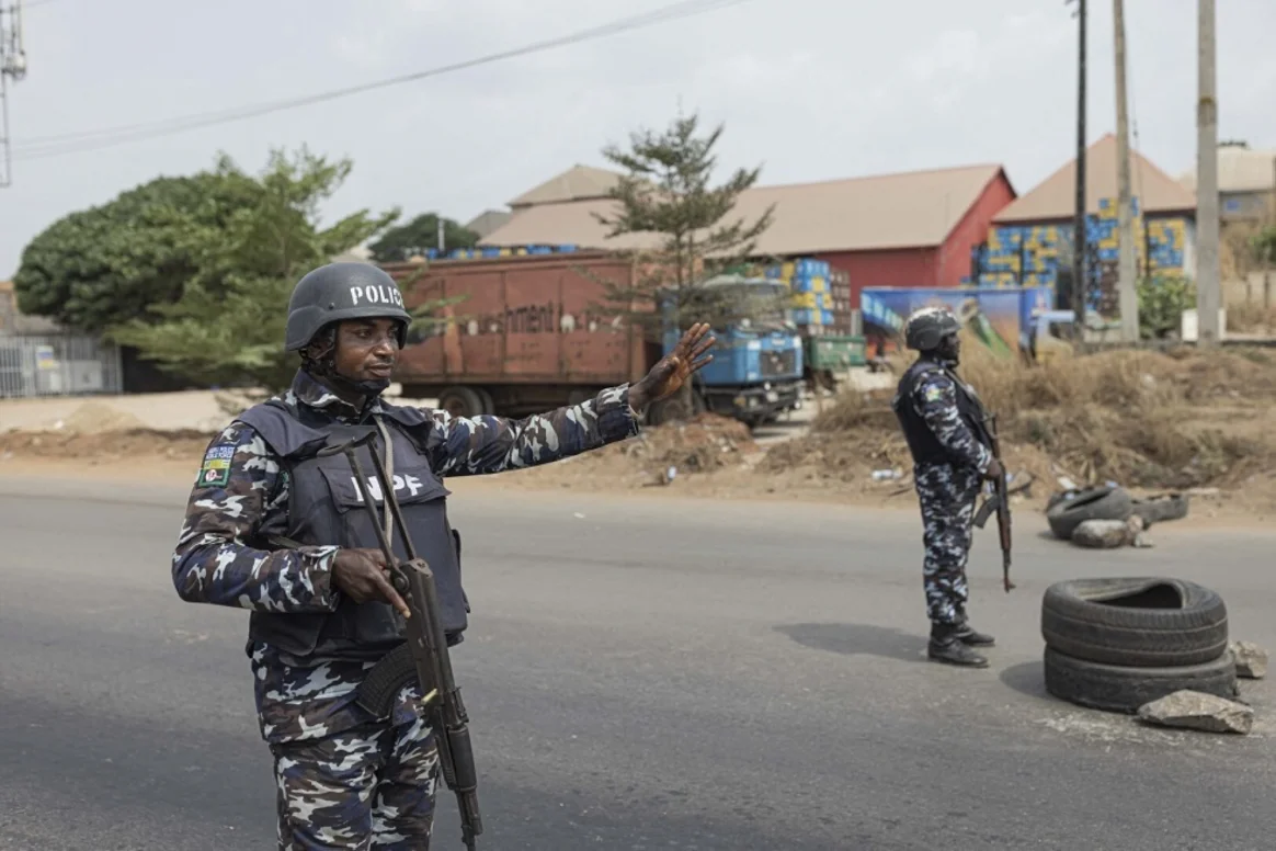الشرطة النيجيرية تحاول السيطرة على عمليات النهب
