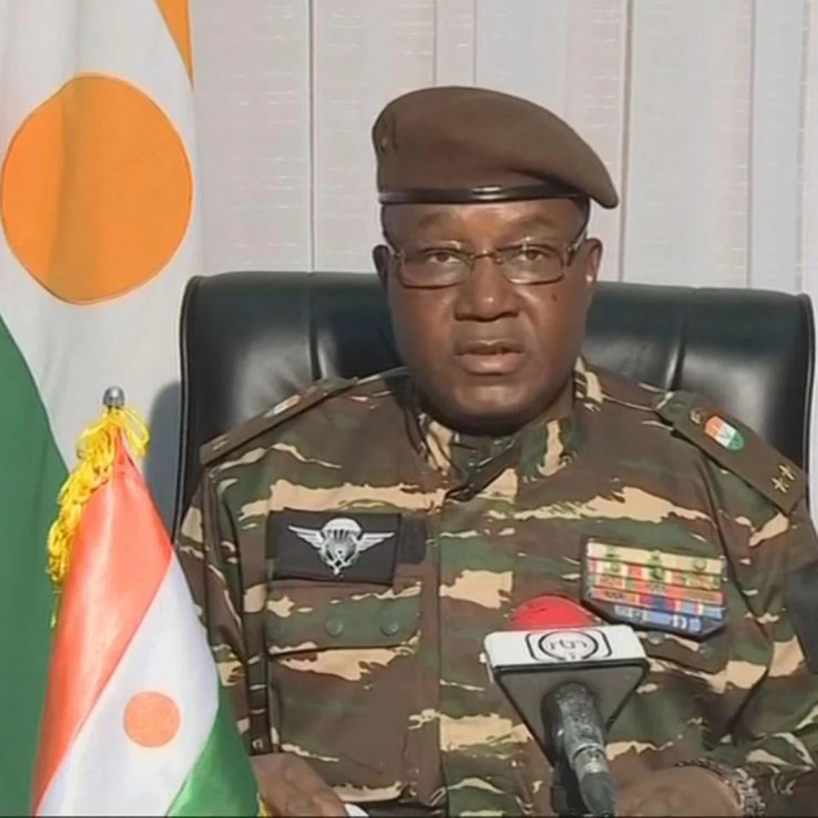 الجنرال تياني يرد على التهديدات بالهجوم على النيجر