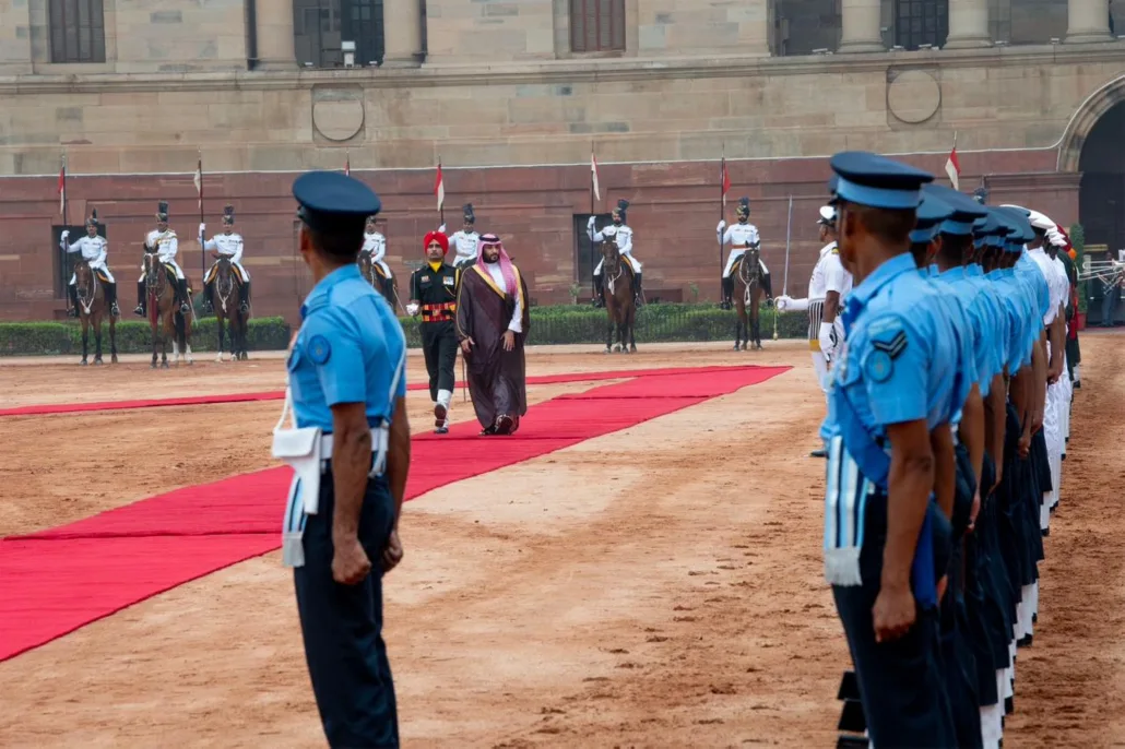 أقيم استقبال رسمي لولي العهد الأمير محمد بن سلمان بالهند