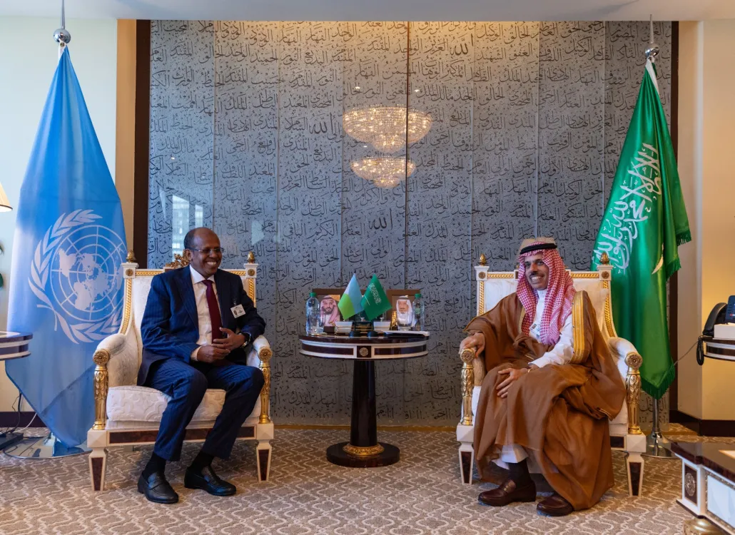 "بن فرحان"  يلتقي وزير خارجية جمهورية جيبوتي محمود علي يوسف