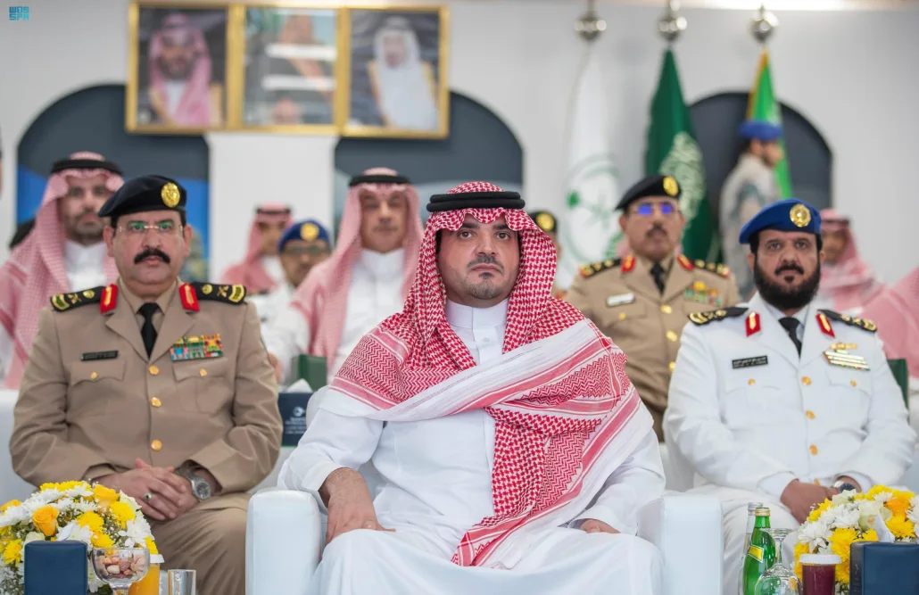  الأمير عبدالعزيز بن سعود يدشن عددًا من المشروعات التابعة للقطاعات الأمنية بالمنطقة الشرقية