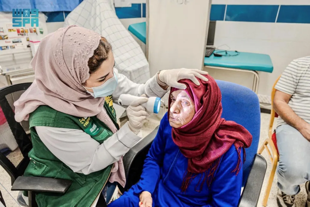 مركز الملك سلمان للإغاثة يختتم برنامج نور السعودية التطوعي لمكافحة العمى بالمغرب