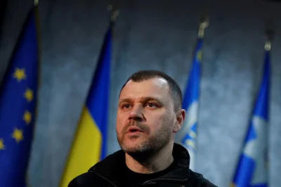 عُثر على قنبلتين يدويتين بمكتب المسؤول الأوكراني