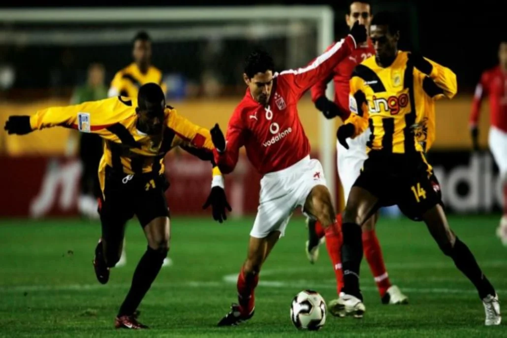 لاعب الأهلي المصري محمد بركات في مباراة الاتحاد