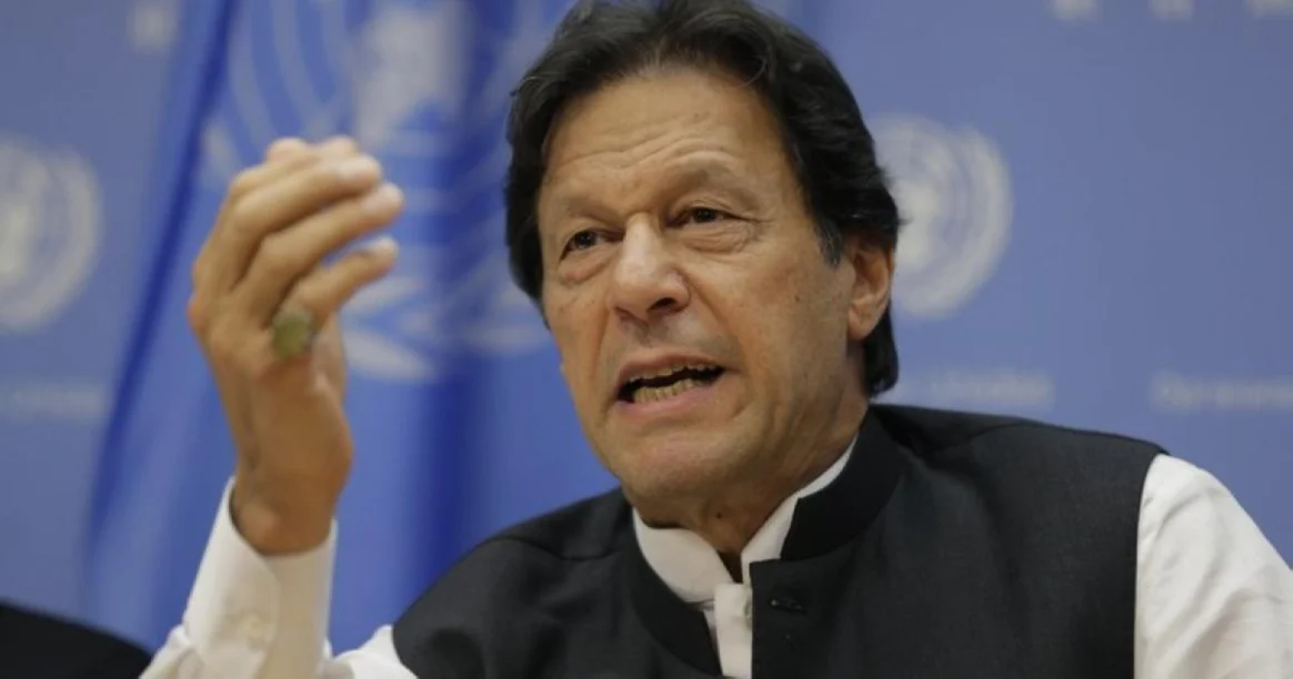 المحكمة العليا في باكستان، تفرج عن رئيس الوزراء السابق عمران خان
