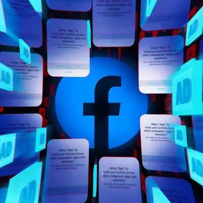 آلاف الشركات تنقل بيانات العملاء لفيسبوك