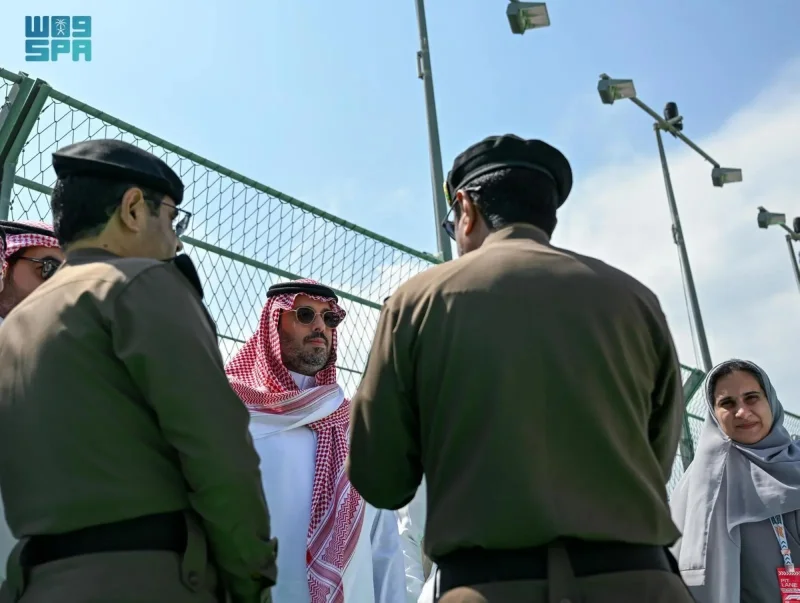 محافظ جدة يتفقد استعدادات سباق "جائزة السعودية للفورمولا1"