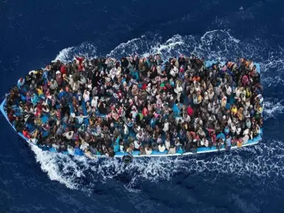 كان يتواجد المهاجرون على "قارب مطاط" غادر مدينة الزاوية لكنه تعطل بعد ثلاثة أيام